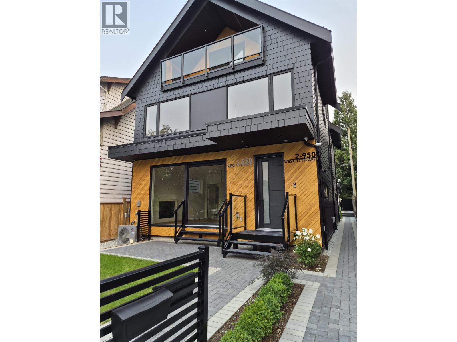 1 950 W 17TH AVENUE, Vancouver, British Columbia