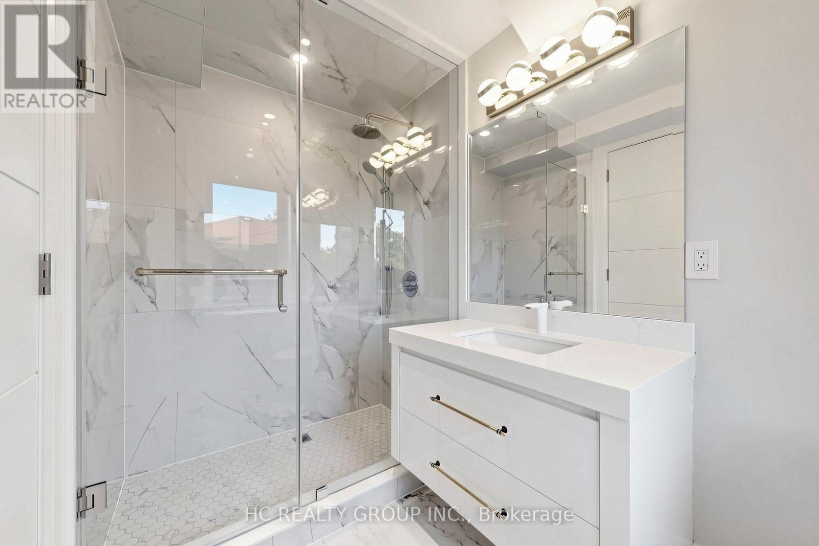 7 Knollview Crescent, Toronto, Ontario  M2K 2C9 - Photo 21 - C13569696