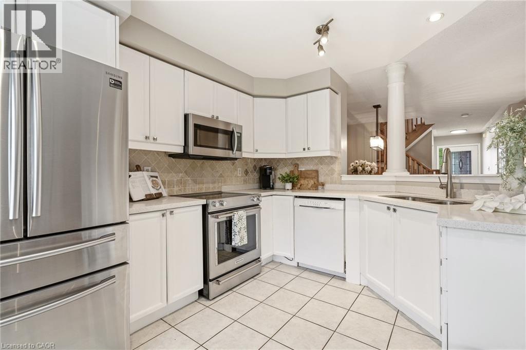 2463 Carberry Way, Oakville, Ontario  L6M 4S5 - Photo 11 - 40851764