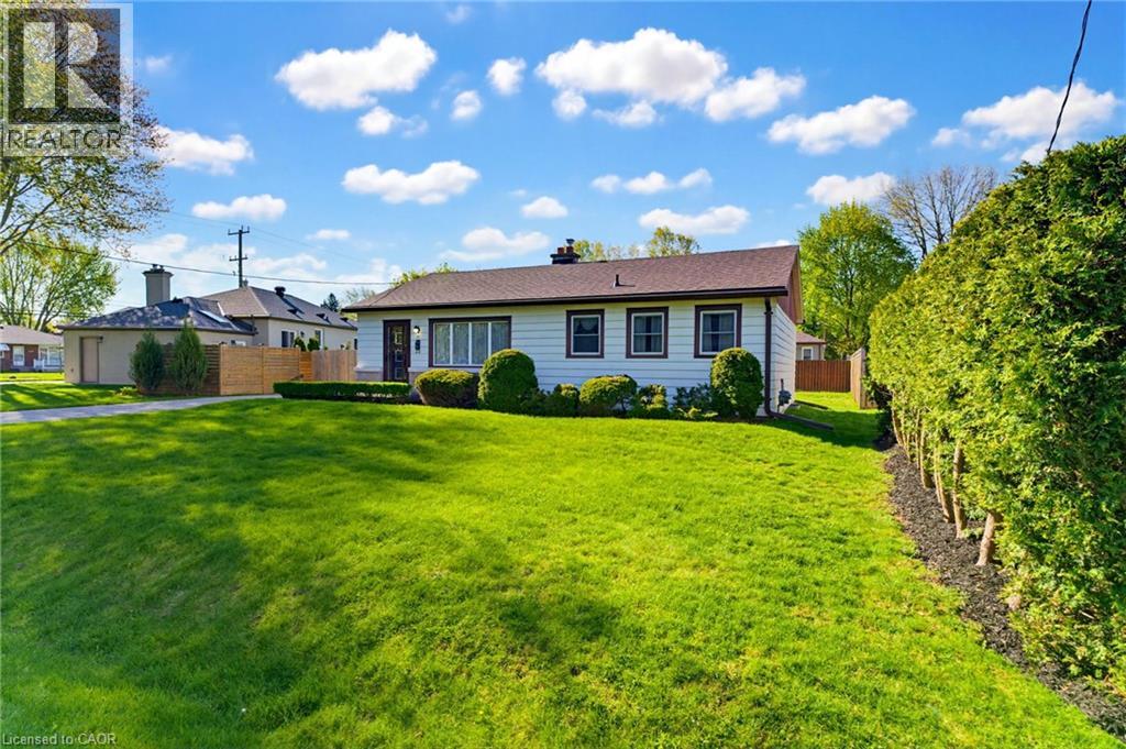 10 Oakley Court, Ancaster, Ontario  L9G 1T5 - Photo 2 - 40853191