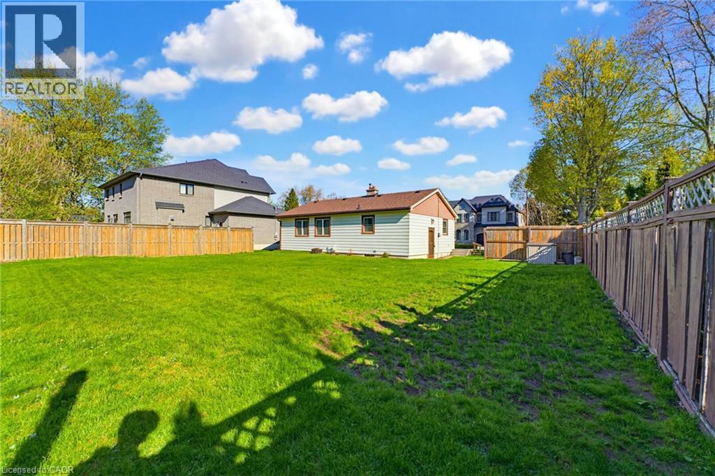 10 Oakley Court, Ancaster, Ontario  L9G 1T5 - Photo 15 - 40853191