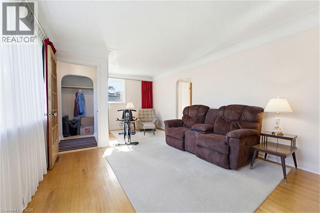 10 Oakley Court, Ancaster, Ontario  L9G 1T5 - Photo 4 - 40853191