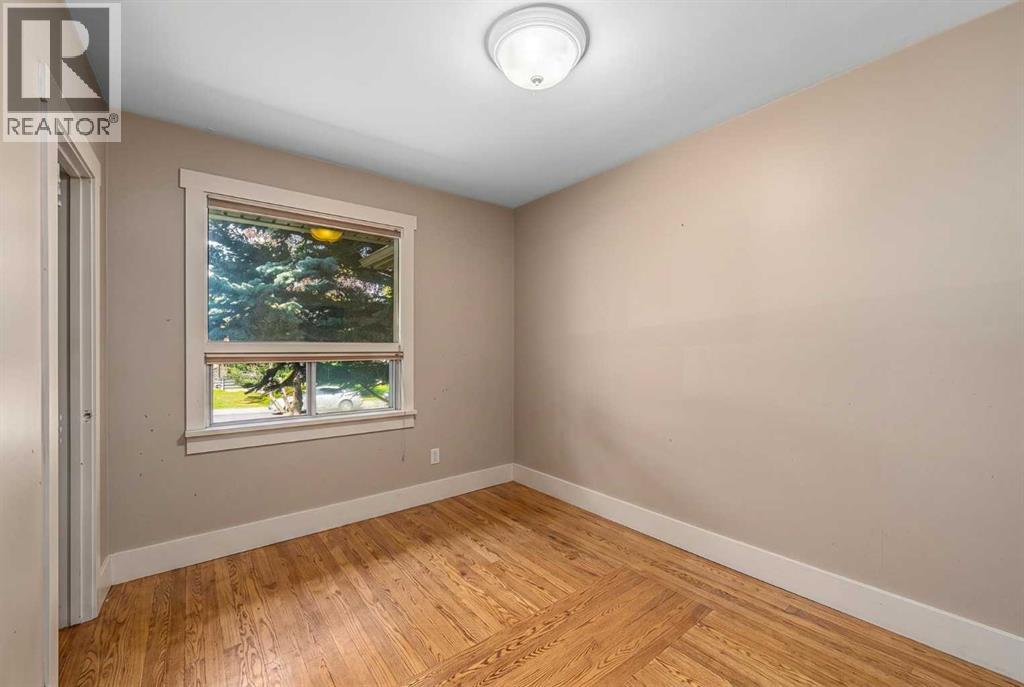 3042 28 Street SW, Calgary, Alberta  T3E 2J5 - Photo 11 - A2335224
