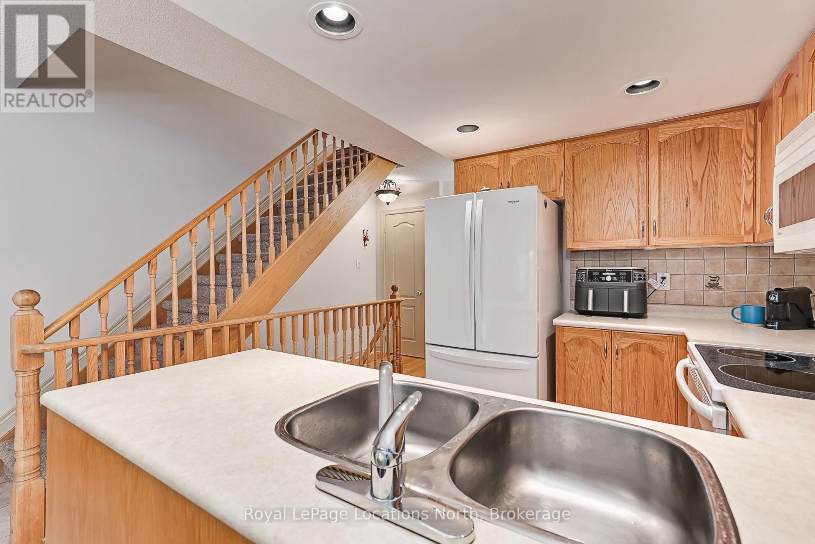 27 - 13 Raglan Street, Collingwood, Ontario  L9Y 5J5 - Photo 7 - S13645466