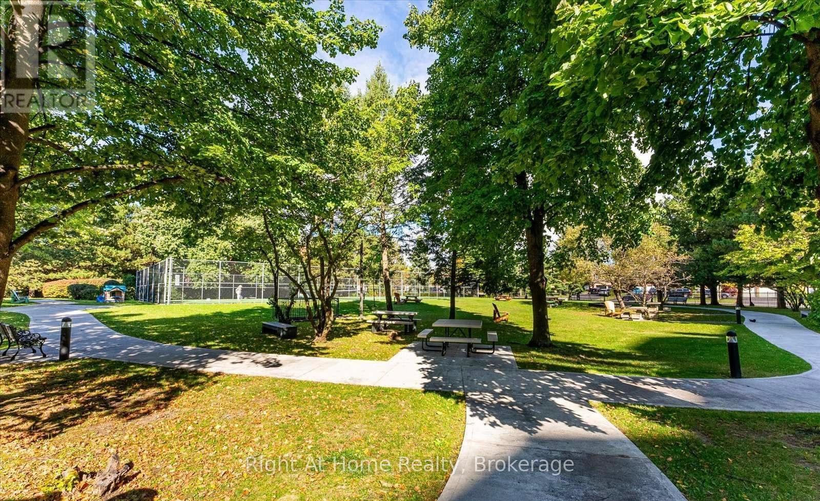 1215 - 11753 Sheppard Avenue E, Toronto, Ontario M1B 5M3 - Photo 3 - E13645460