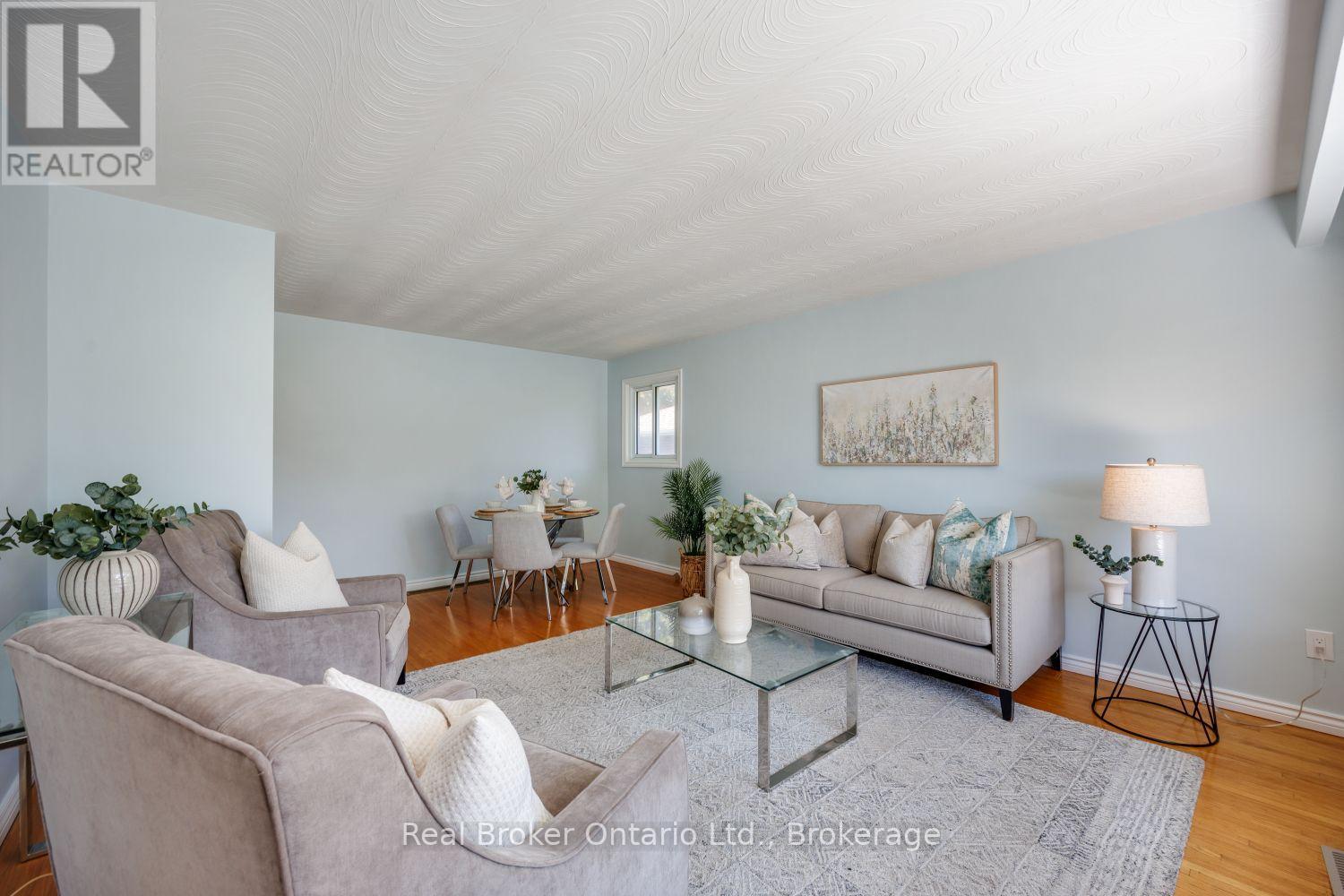 12 Sunset Road, Clarington (Bowmanville), Ontario  L1C 2E6 - Photo 10 - E13645742