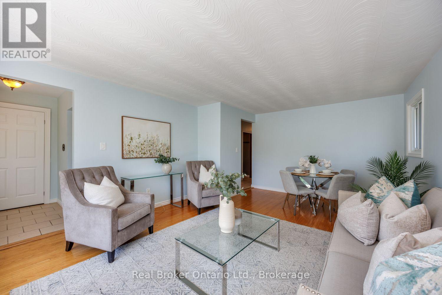 12 Sunset Road, Clarington (Bowmanville), Ontario  L1C 2E6 - Photo 11 - E13645742