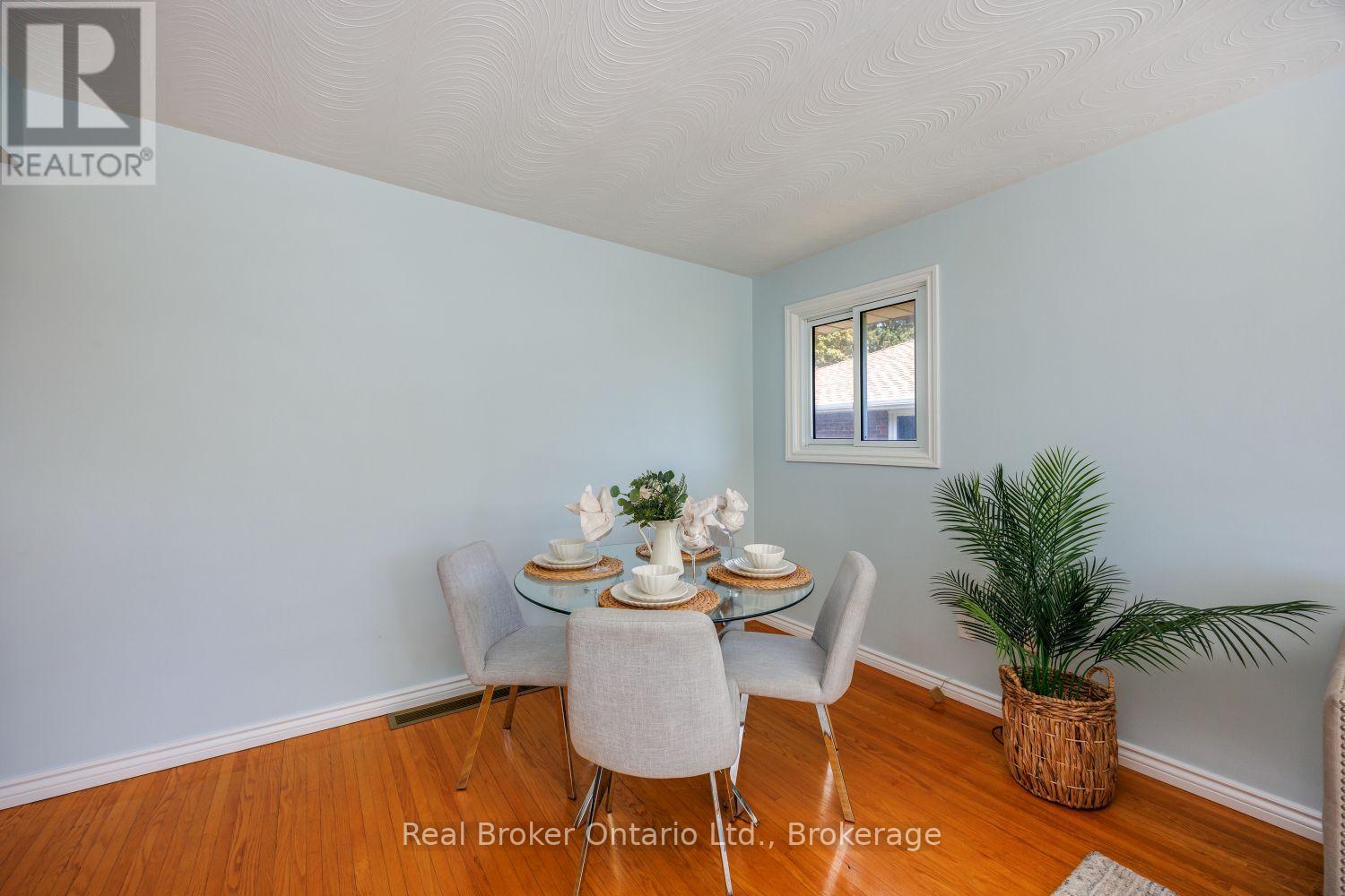 12 Sunset Road, Clarington (Bowmanville), Ontario  L1C 2E6 - Photo 13 - E13645742