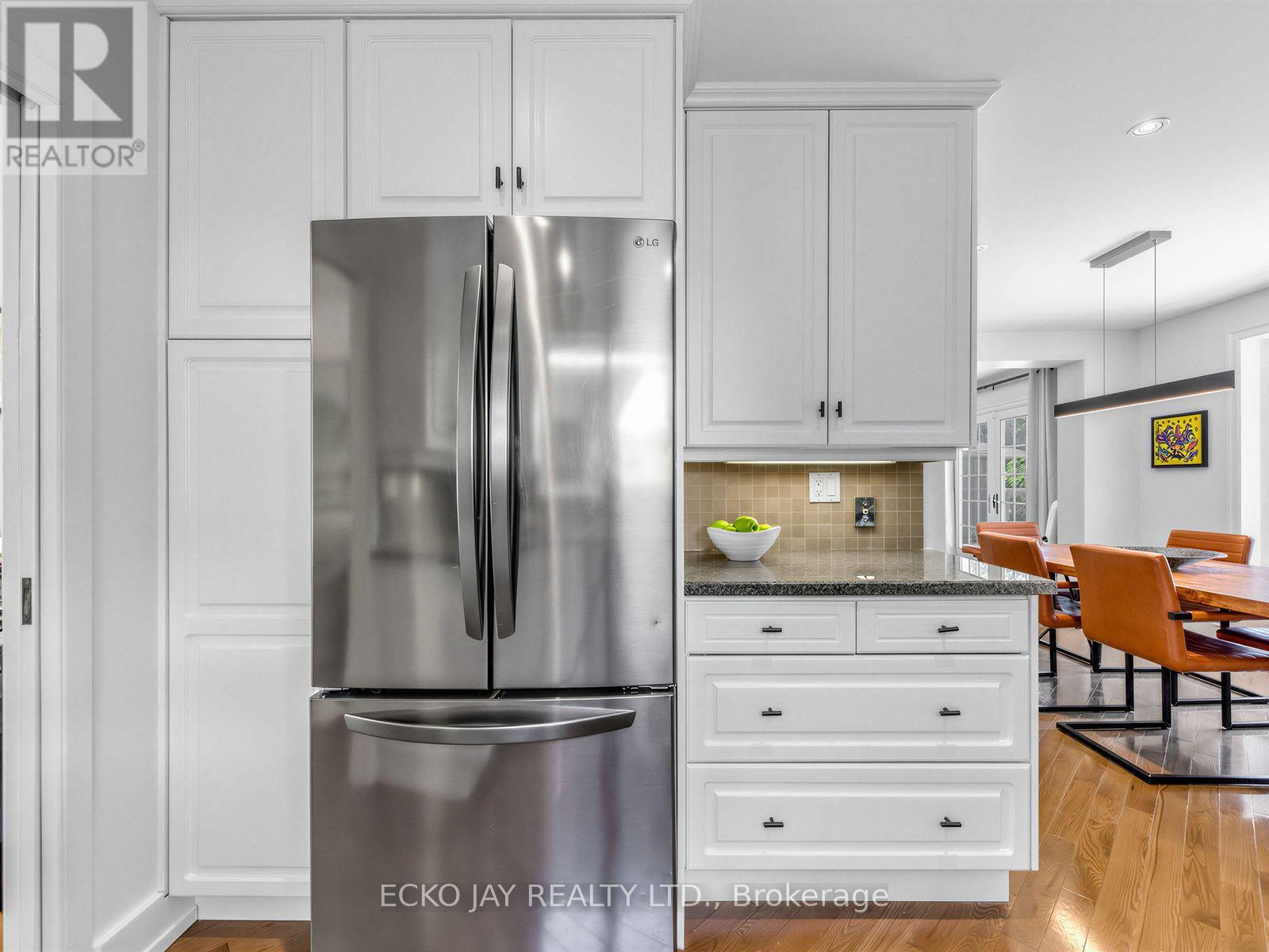 22 Meadowglade Crescent, Toronto, Ontario  M2J 1C7 - Photo 15 - C13645640
