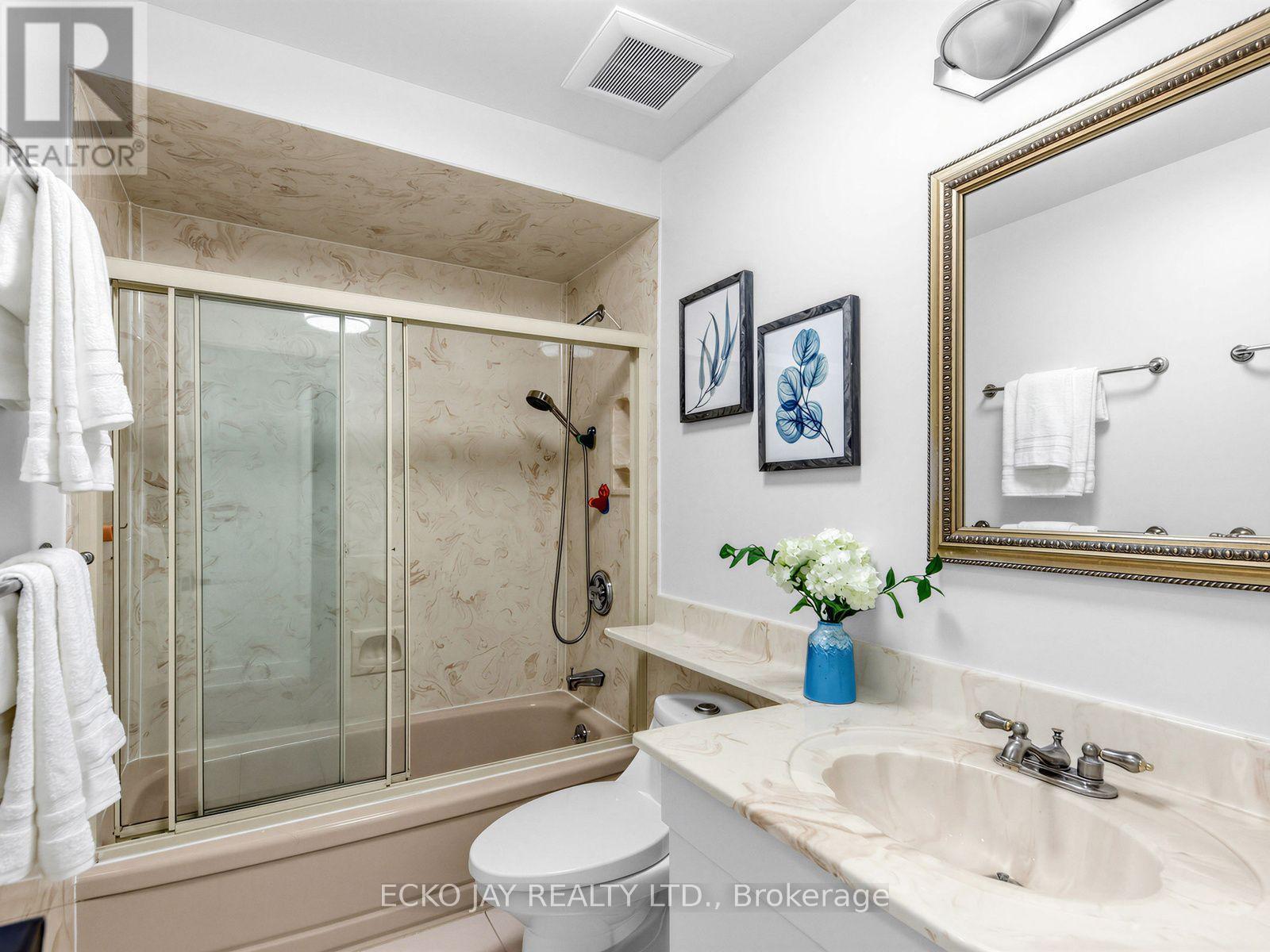 22 Meadowglade Crescent, Toronto, Ontario  M2J 1C7 - Photo 31 - C13645640