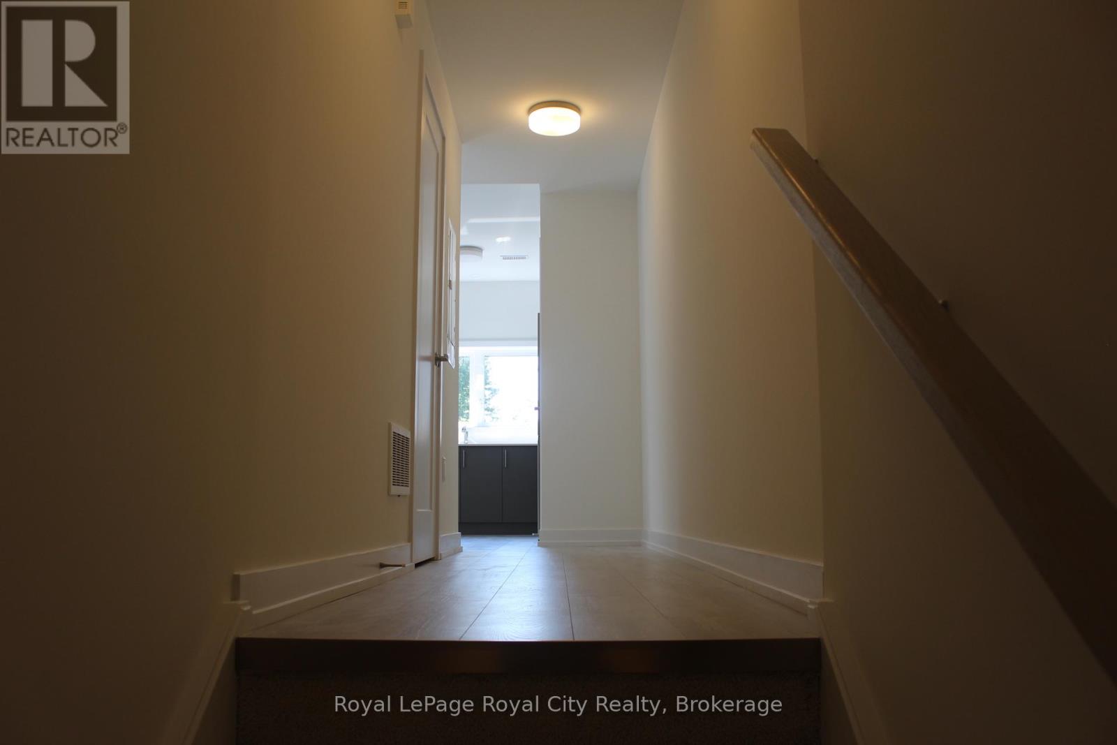 102 - 42 Lowes Road W, Guelph, Ontario  N1G 0H6 - Photo 5 - X13645810