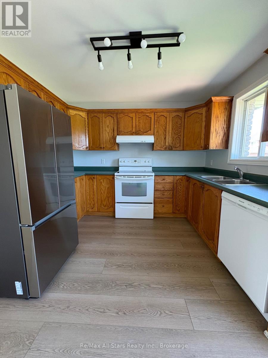 8 Whitney Court, Kawartha Lakes, Ontario  K9V 6C4 - Photo 10 - X13645648
