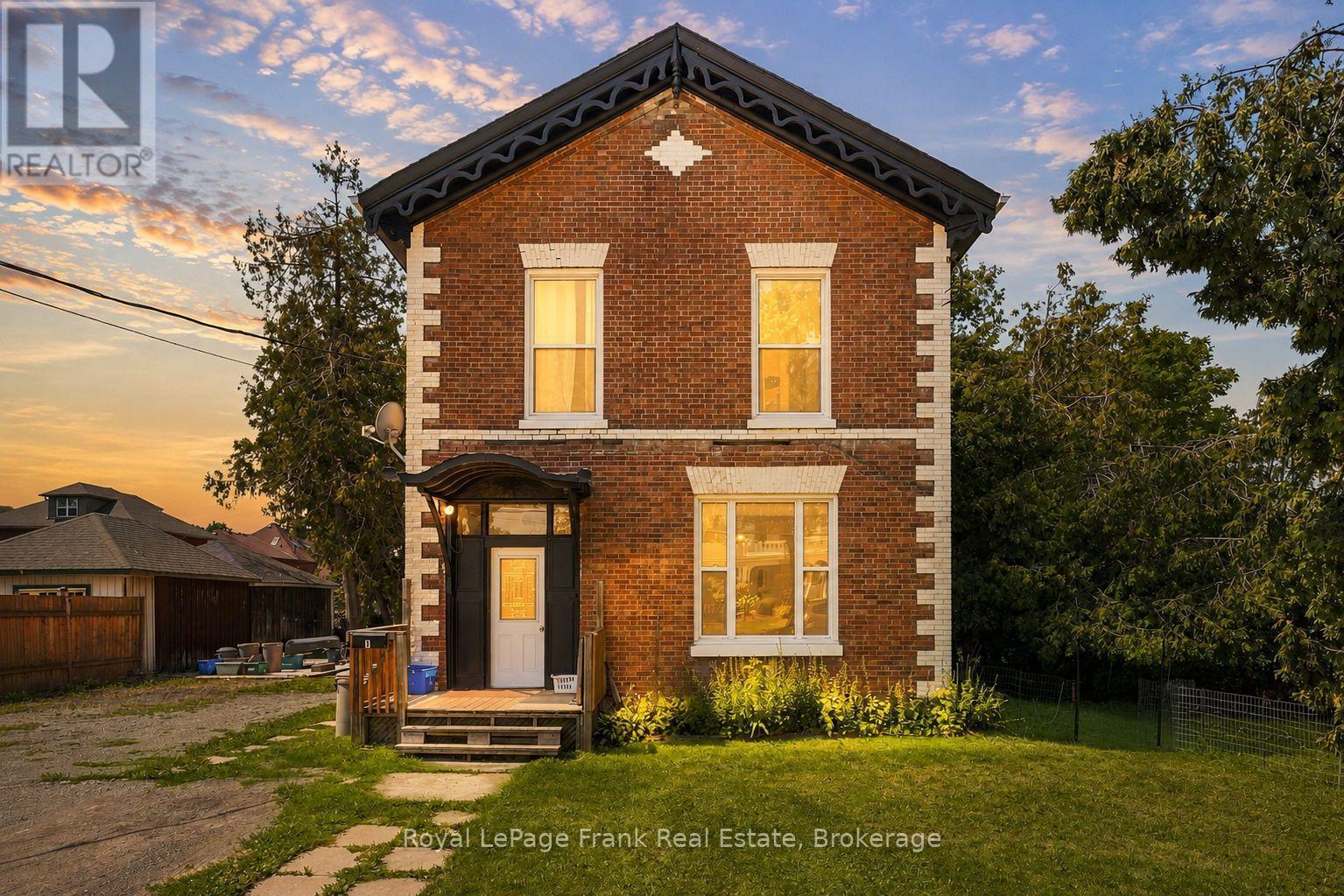 25 Mill Street, Kawartha Lakes, Ontario  K9V 2K9 - Photo 1 - X13645780