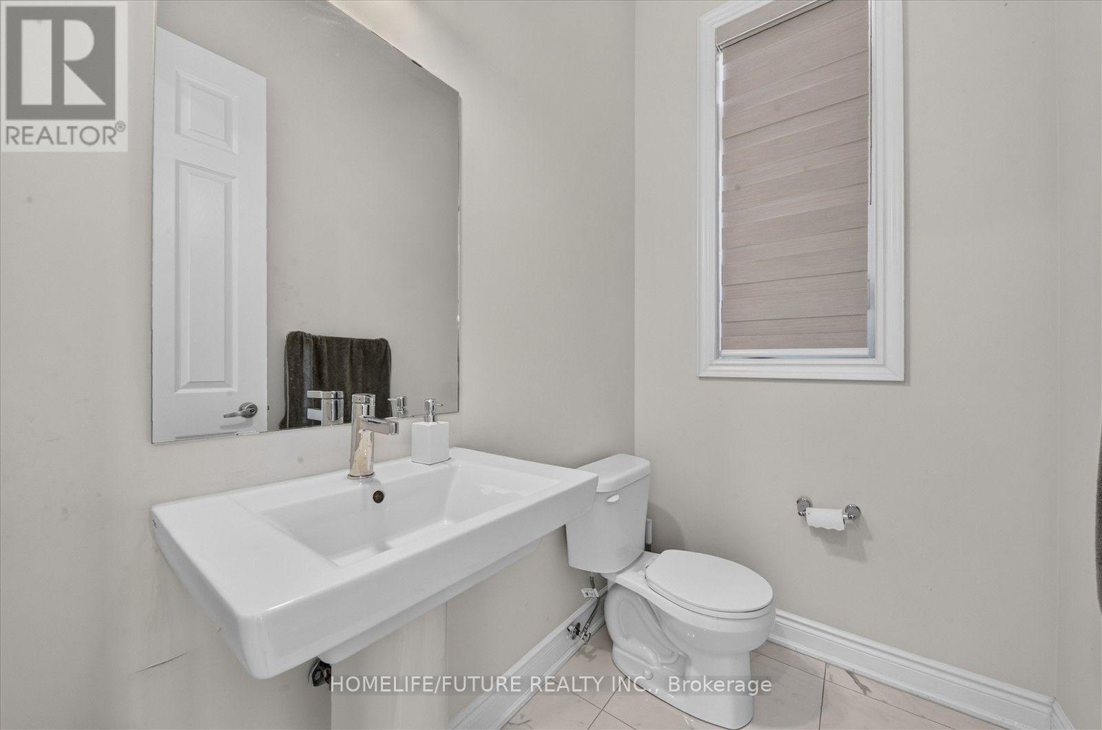144 Auckland Drive, Whitby, Ontario  L1P 0J2 - Photo 7 - E13645470