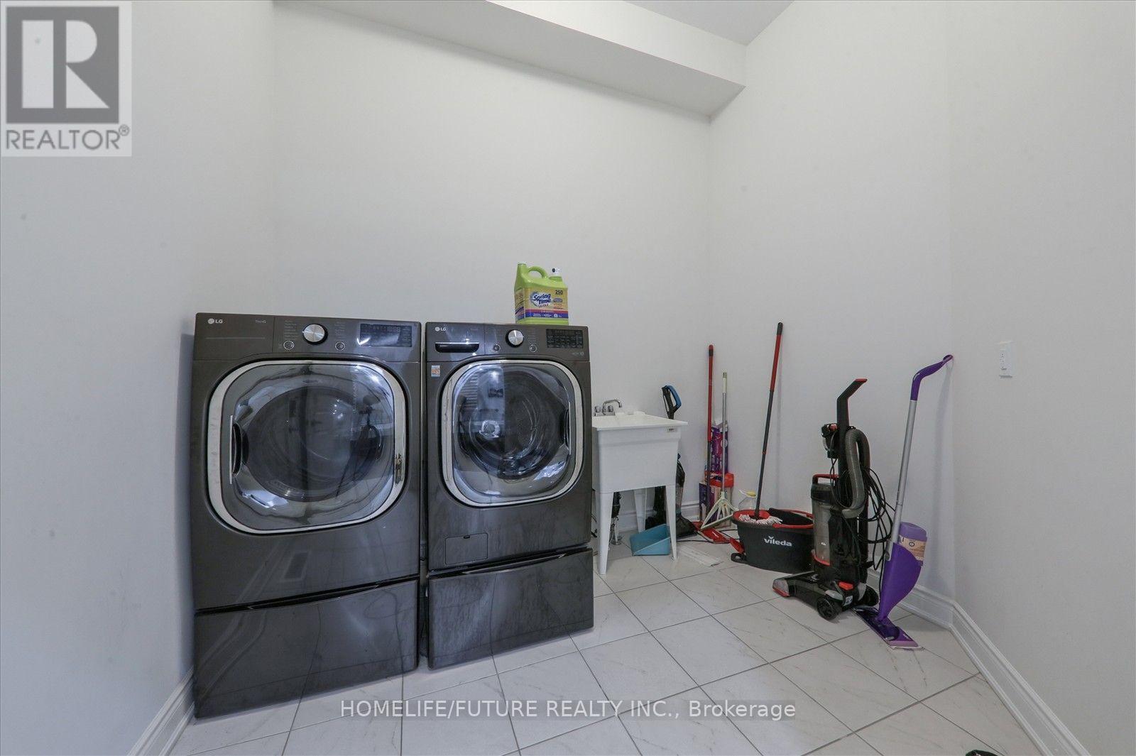 144 Auckland Drive, Whitby, Ontario  L1P 0J2 - Photo 8 - E13645470