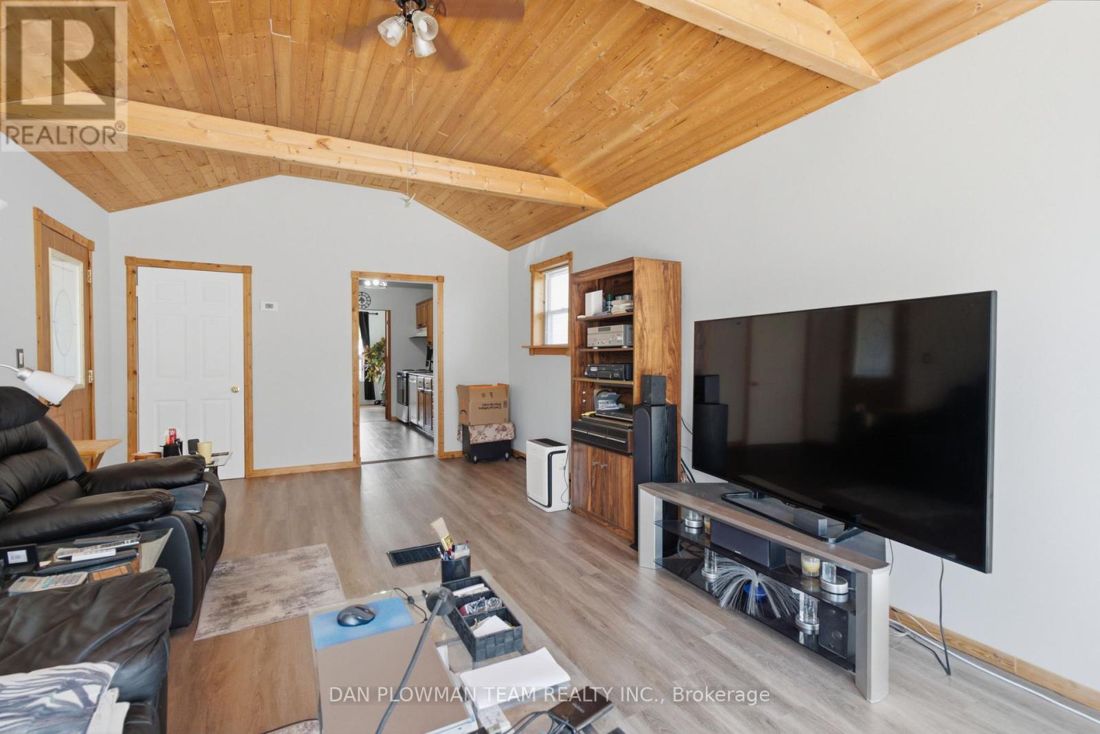 11 Veterans Avenue, Clarington, Ontario  L1C 2C1 - Photo 12 - E13645484