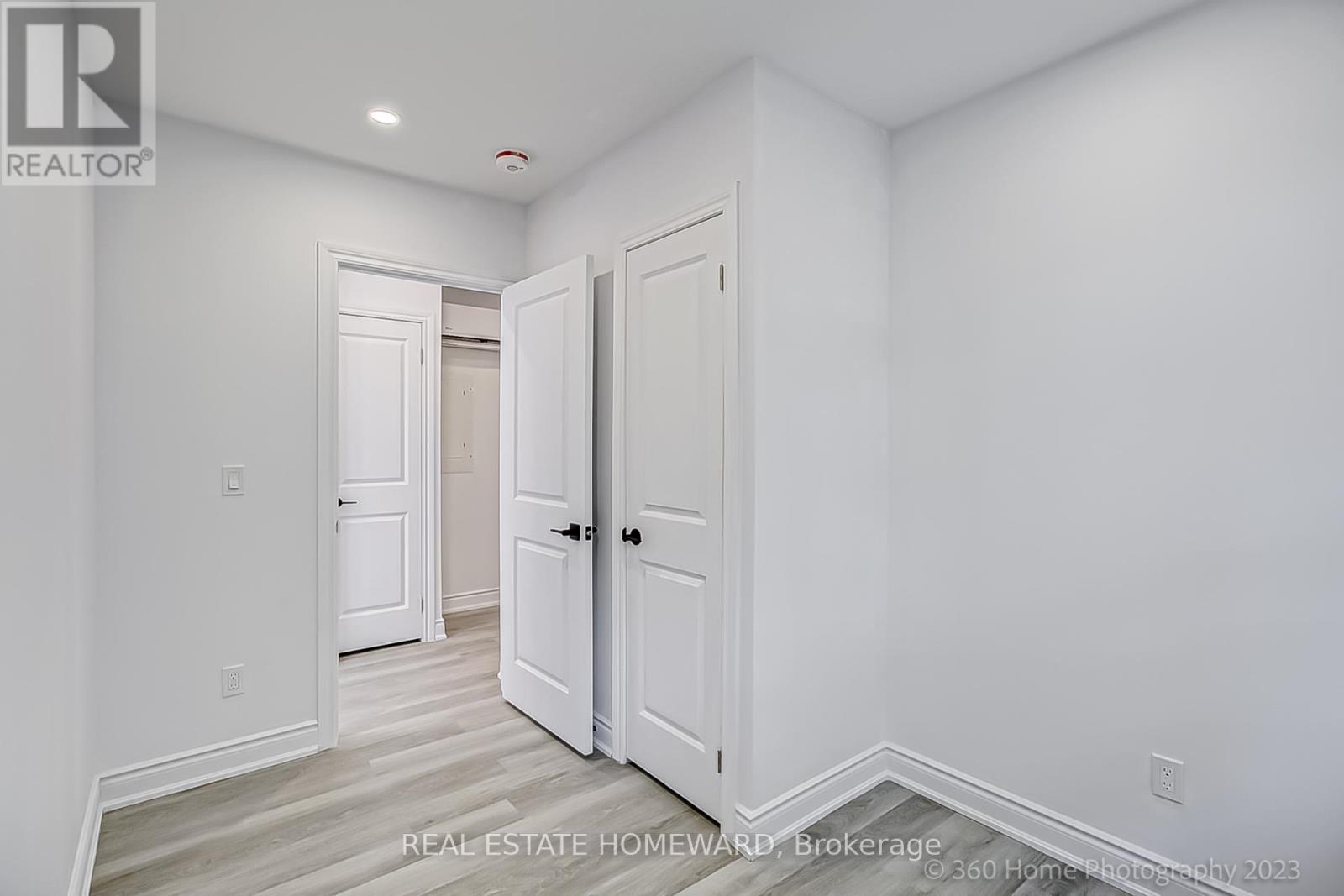 10 - 419 Woodbine Avenue, Toronto, Ontario  M4L 3P7 - Photo 13 - E13645532