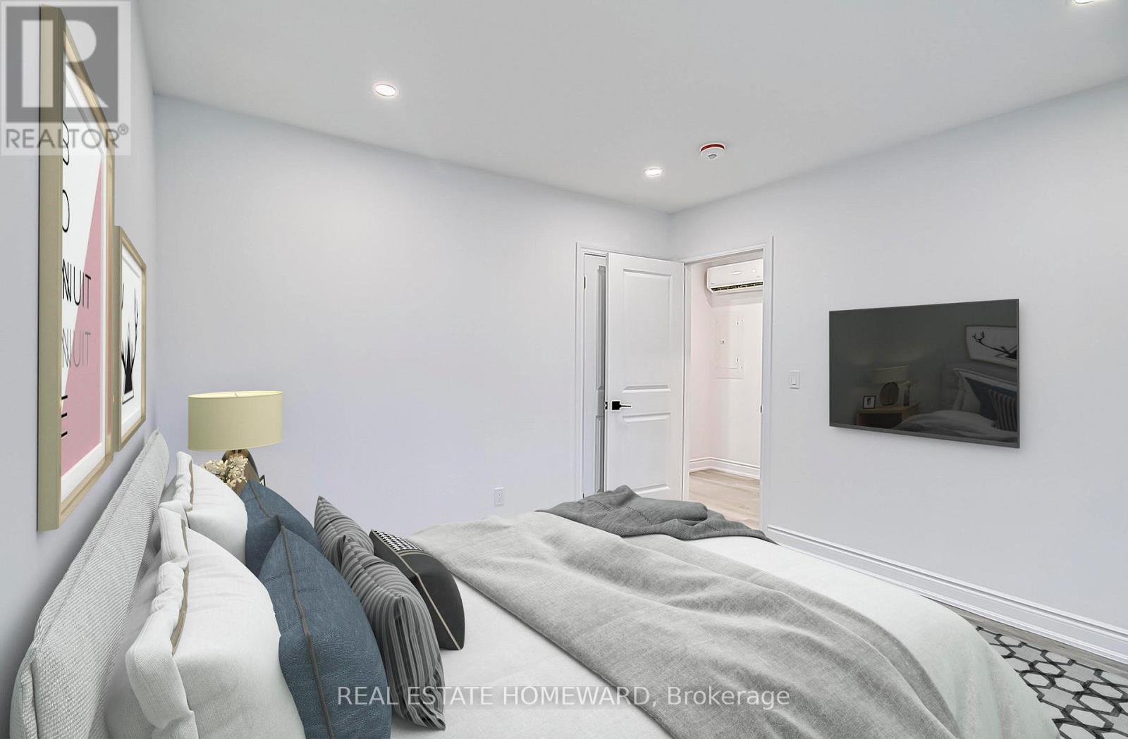 10 - 419 Woodbine Avenue, Toronto, Ontario  M4L 3P7 - Photo 2 - E13645532