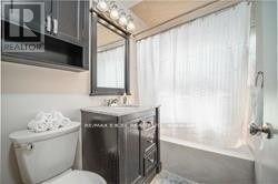 Main Floor - 501 Lawlor Avenue, Oshawa, Ontario  L1K 2C1 - Photo 4 - E13645548