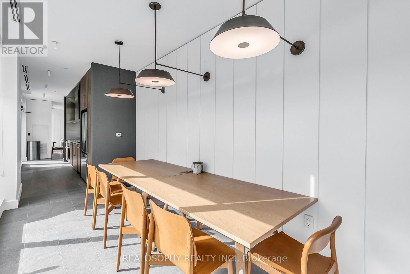 208 - 115 Larchmount Avenue, Toronto, Ontario  M4M 2Y6 - Photo 19 - E13645582