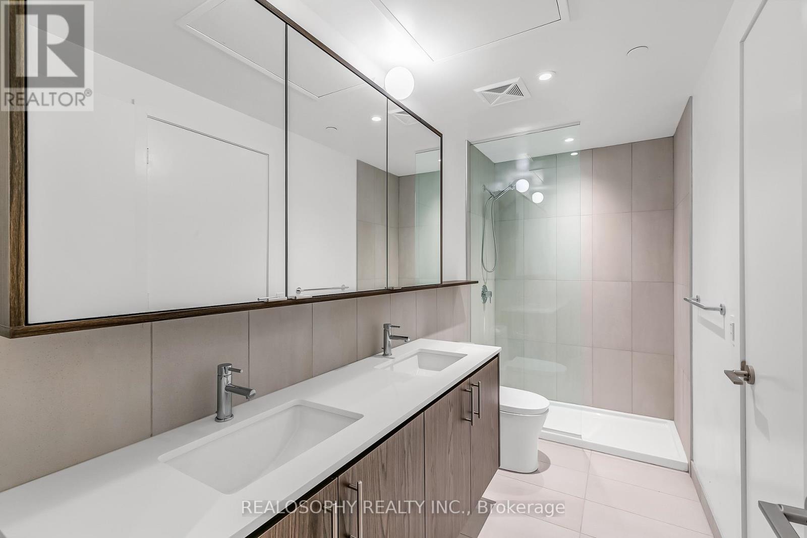 201 - 115 Larchmount Avenue, Toronto (South Riverdale), Ontario  M4M 2Y6 - Photo 10 - E13645622