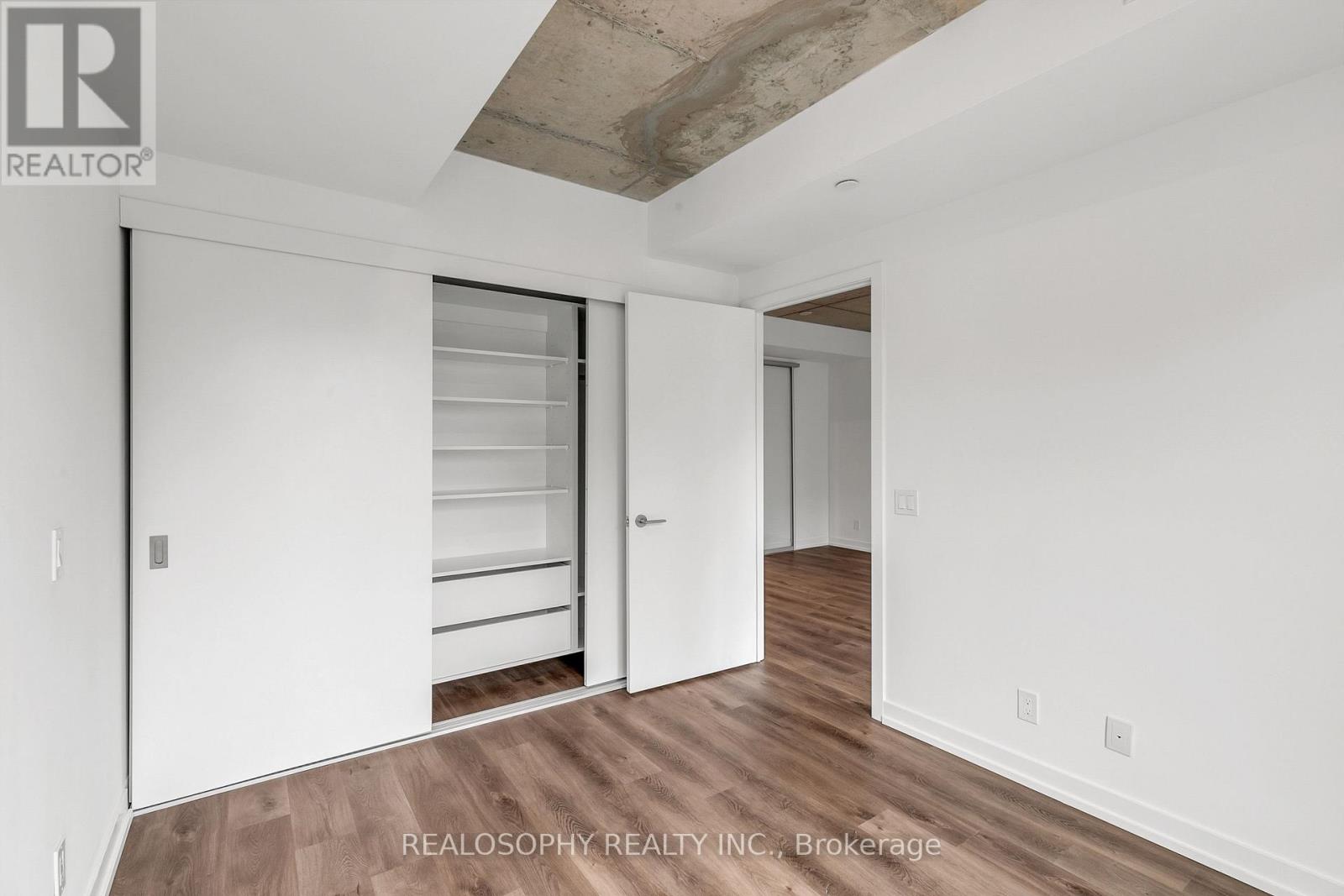 201 - 115 Larchmount Avenue, Toronto (South Riverdale), Ontario  M4M 2Y6 - Photo 7 - E13645622