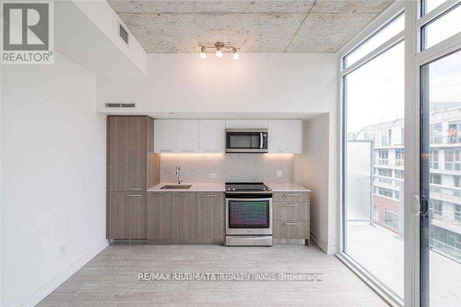 920 - 15 Baseball Place, Toronto, Ontario  M4M 0E6 - Photo 2 - E13645698