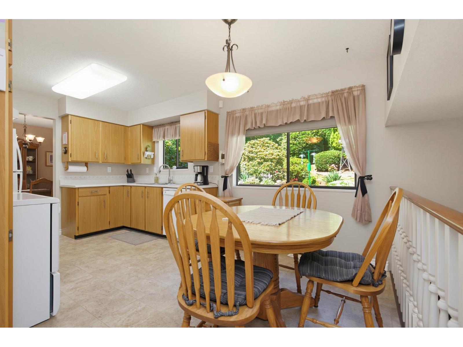 2358 Cameron Crescent, Abbotsford, British Columbia  V2S 5W4 - Photo 10 - R3150801
