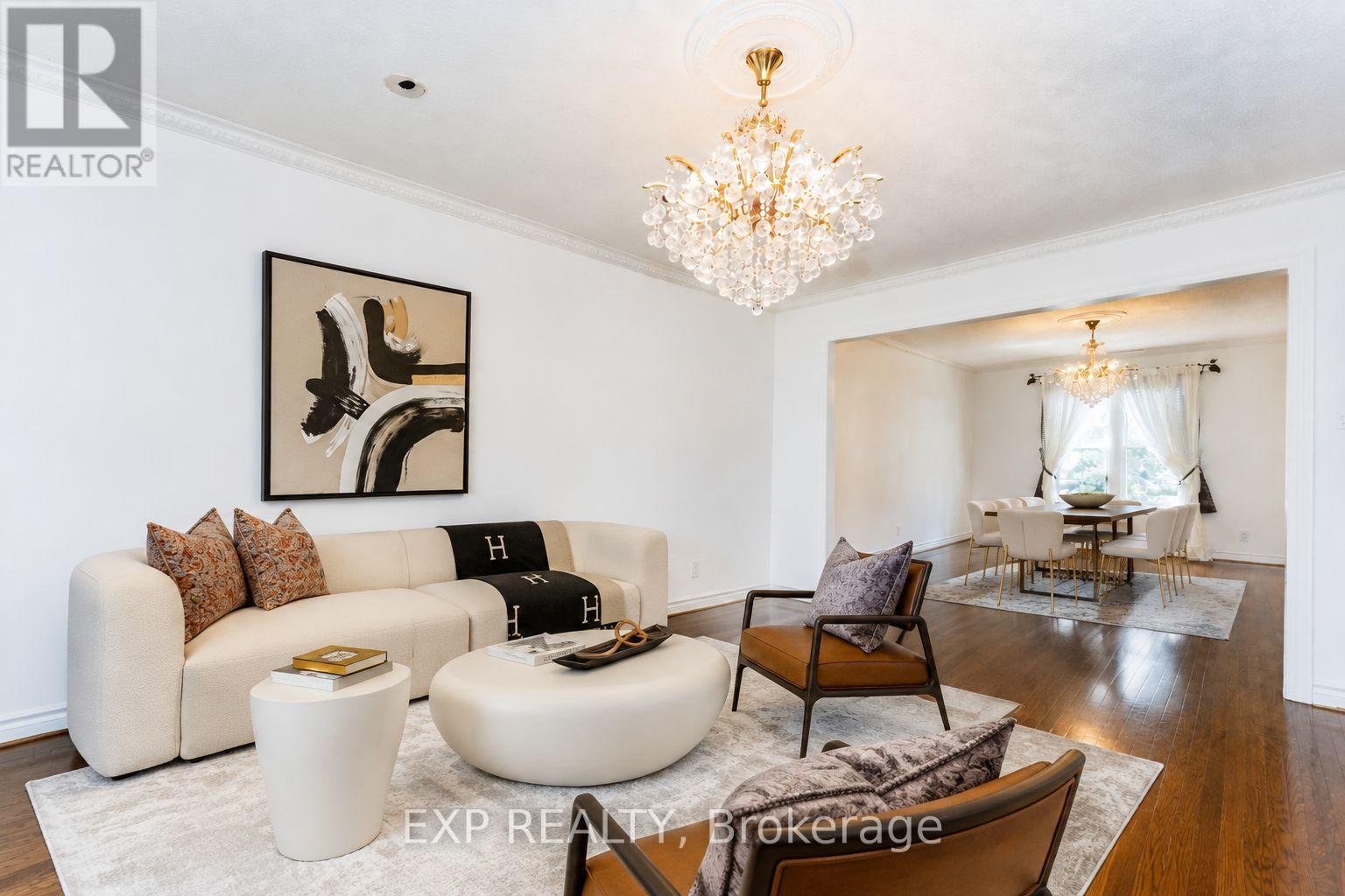 5 Hyde Park Drive, Richmond Hill (Doncrest), Ontario  L4B 1V3 - Photo 3 - N13645590