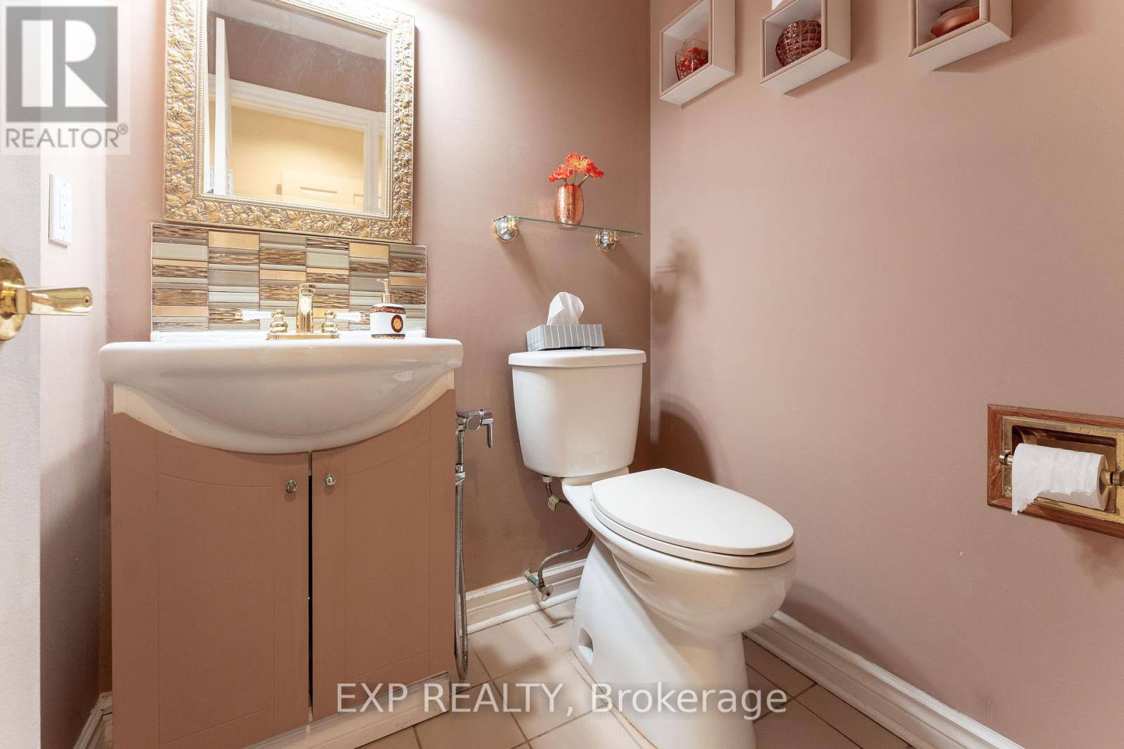 5 Hyde Park Drive, Richmond Hill (Doncrest), Ontario  L4B 1V3 - Photo 8 - N13645590