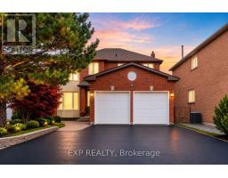 5 HYDE PARK DRIVE, Richmond Hill, Ontario