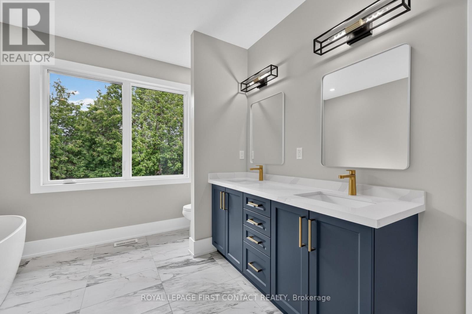 Upper - 933 7th Line, Innisfil (Alcona), Ontario  L9S 4G1 - Photo 13 - N13645604