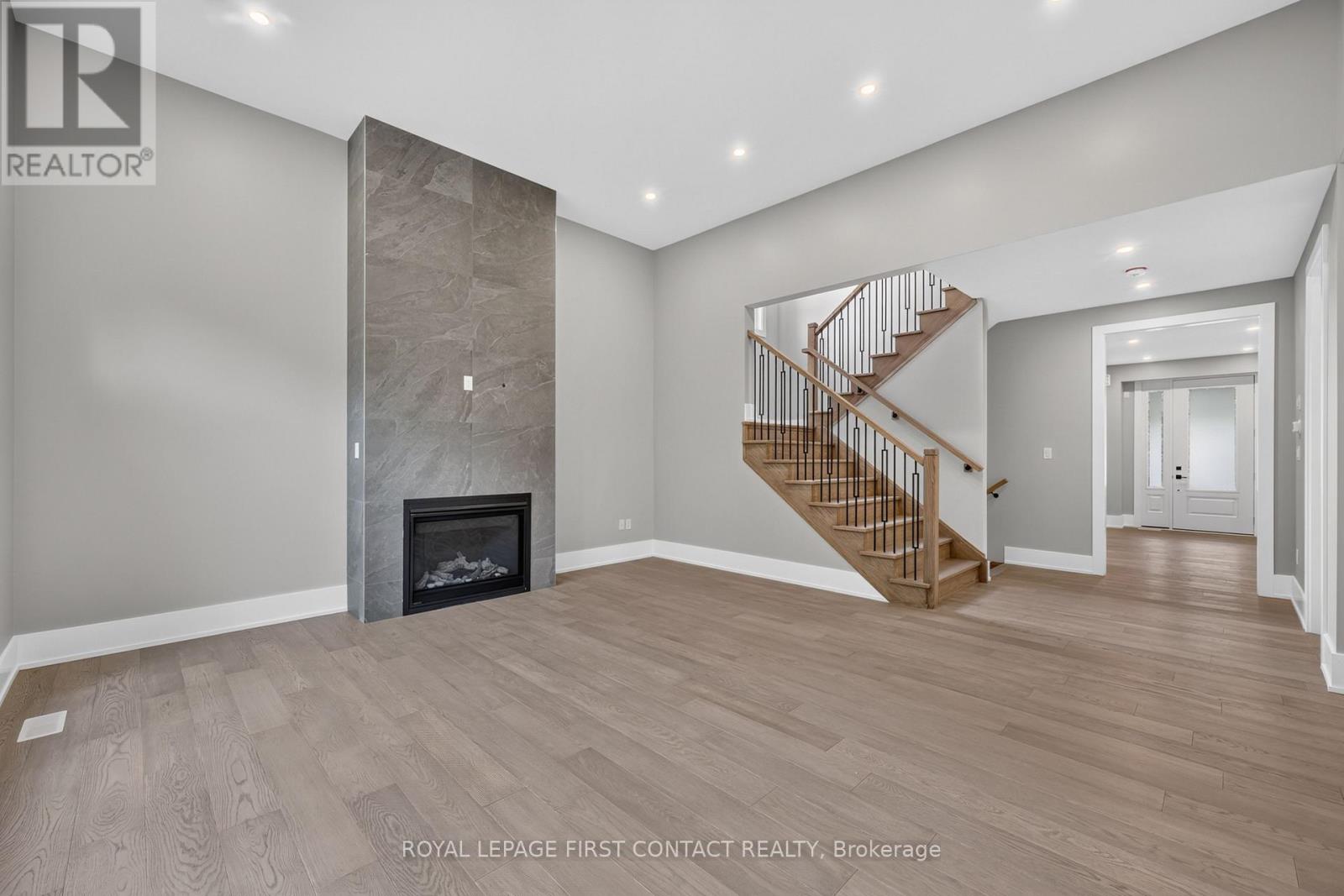 Upper - 933 7th Line, Innisfil (Alcona), Ontario  L9S 4G1 - Photo 8 - N13645604