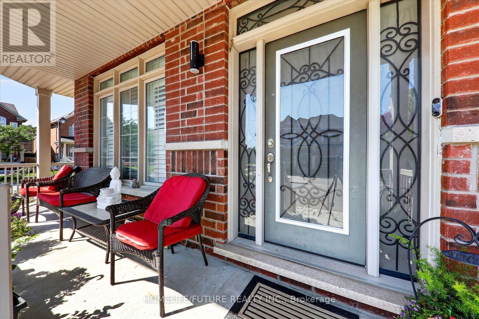 2 Astrid Terrace, Markham (Wismer), Ontario  L6E 0J8 - Photo 5 - N13645606
