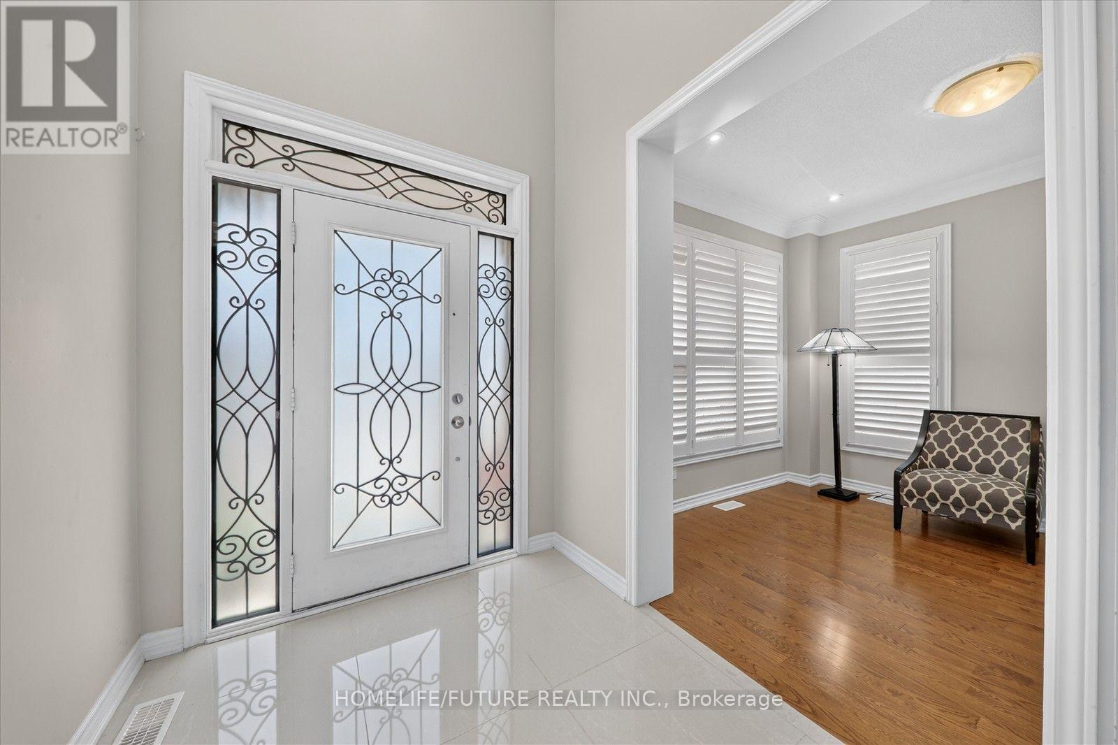 2 Astrid Terrace, Markham (Wismer), Ontario  L6E 0J8 - Photo 6 - N13645606