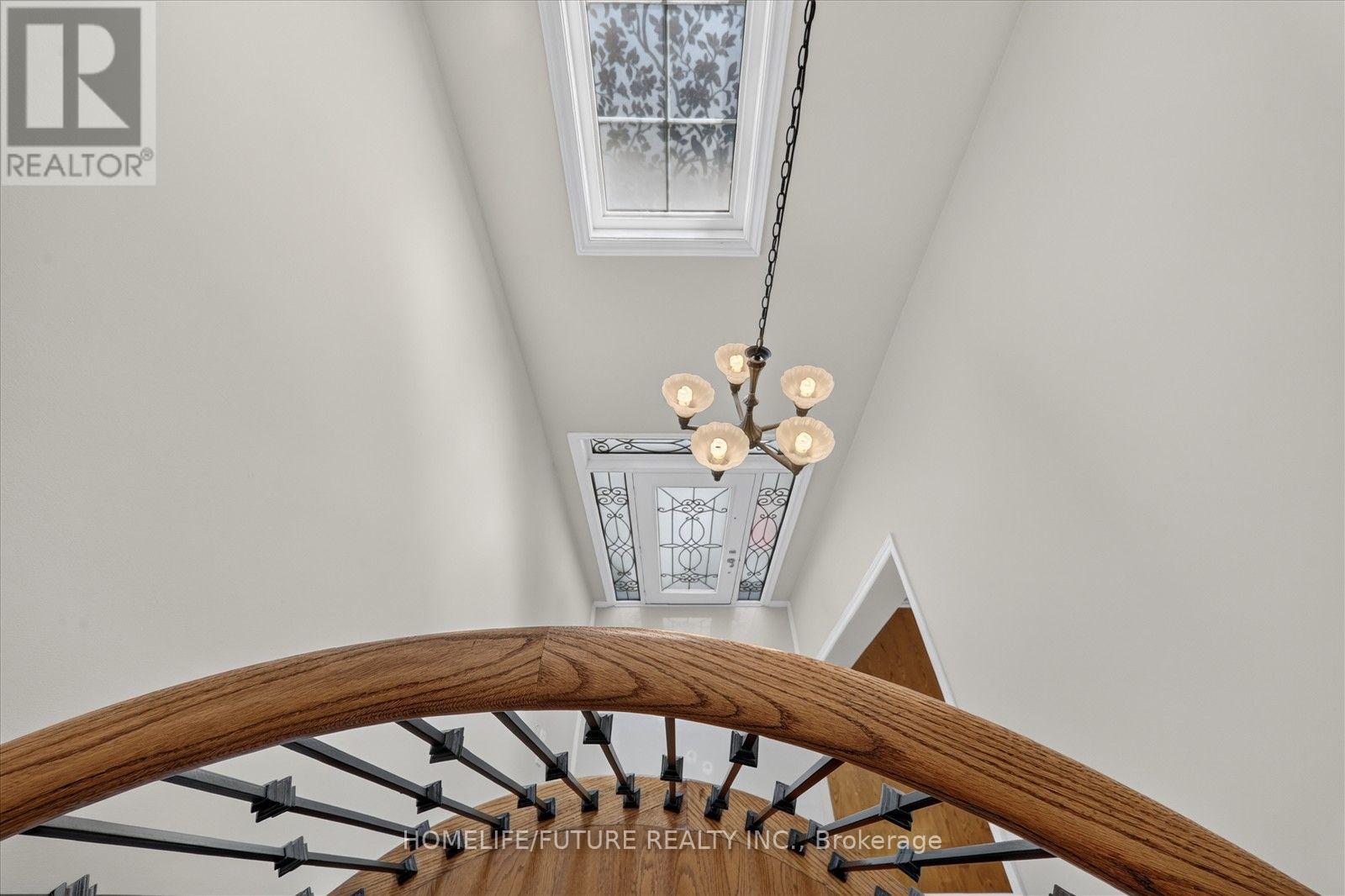 2 Astrid Terrace, Markham (Wismer), Ontario  L6E 0J8 - Photo 8 - N13645606