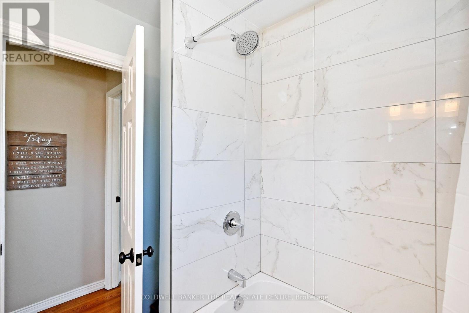 140 Lundy's Lane, Newmarket, Ontario  L3Y 3S3 - Photo 34 - N13645696