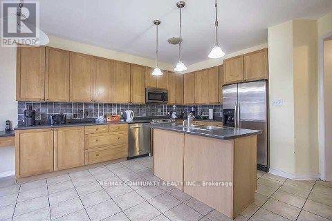 Main Floor - 11 Horsetail Street, Markham, Ontario  L6B 1K3 - Photo 5 - N13645722