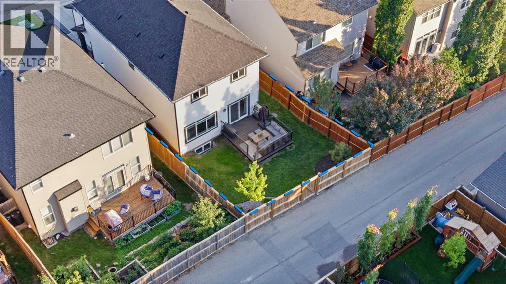 92 Heritage Hill, Cochrane, Alberta  T4C 0L4 - Photo 46 - A2318437