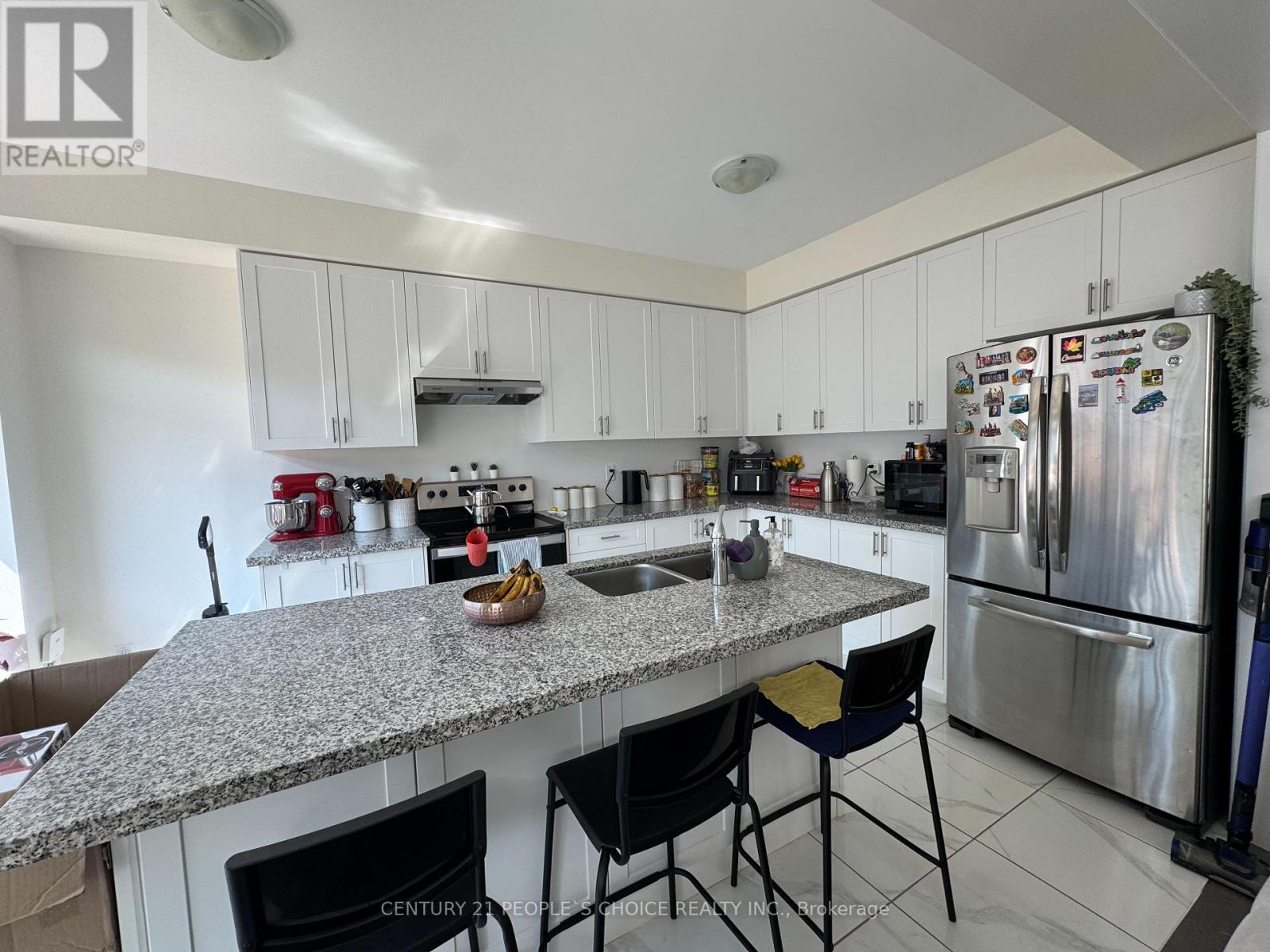 61 Valleybrook Road, Barrie, Ontario  L9J 0L6 - Photo 10 - S13645458