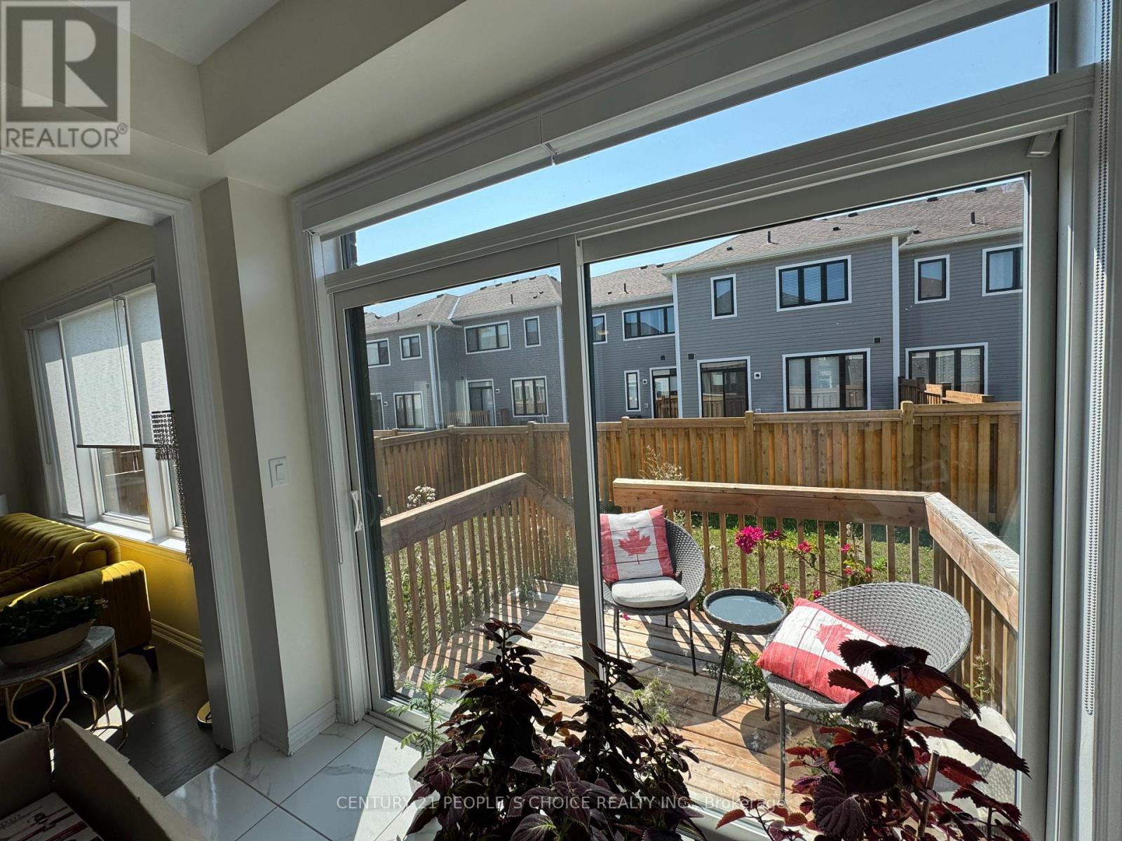 61 Valleybrook Road, Barrie, Ontario  L9J 0L6 - Photo 14 - S13645458
