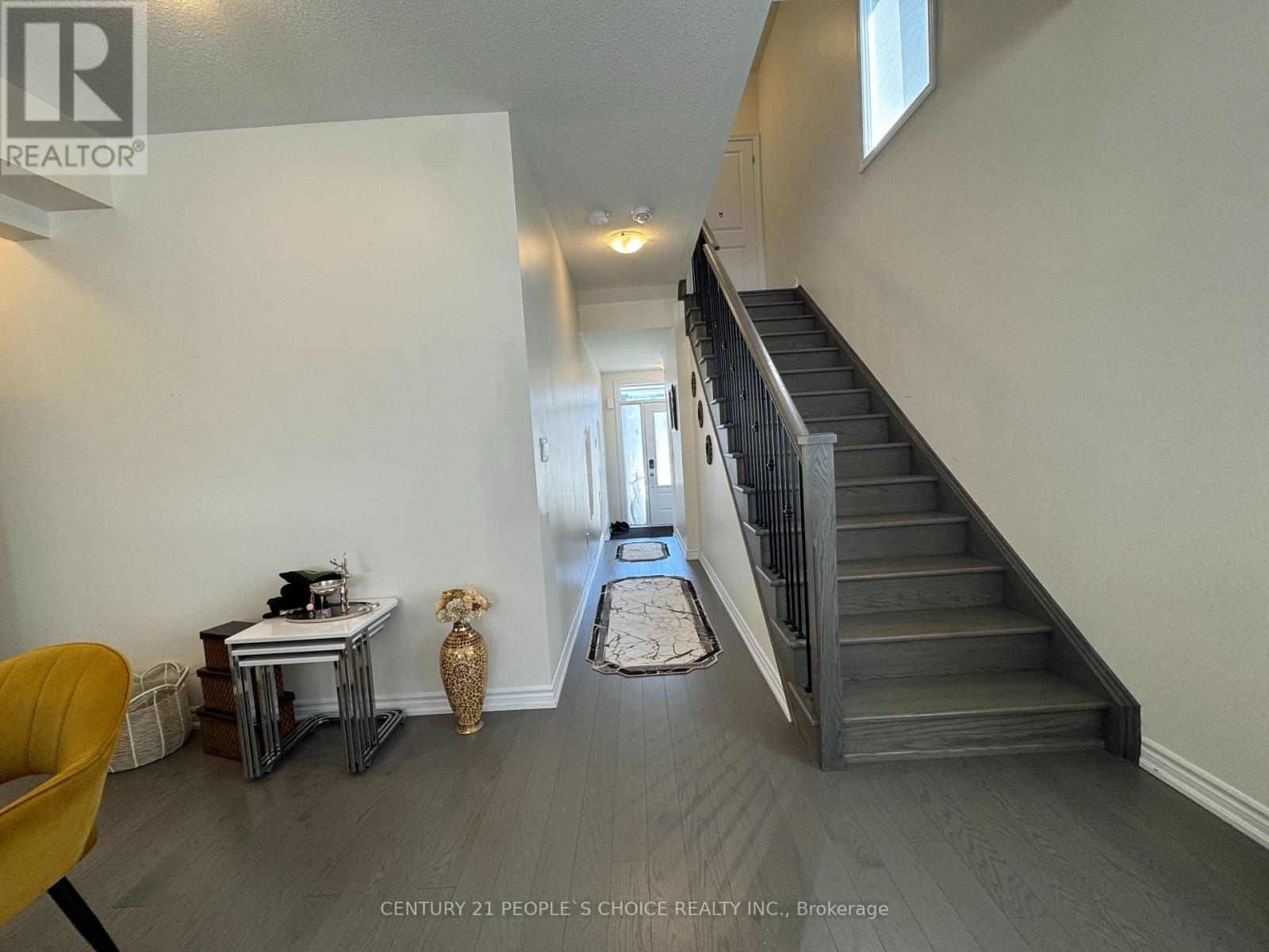 61 Valleybrook Road, Barrie, Ontario  L9J 0L6 - Photo 16 - S13645458