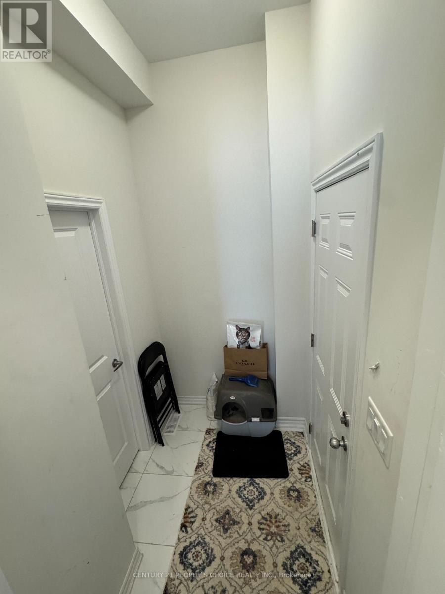 61 Valleybrook Road, Barrie, Ontario  L9J 0L6 - Photo 32 - S13645458