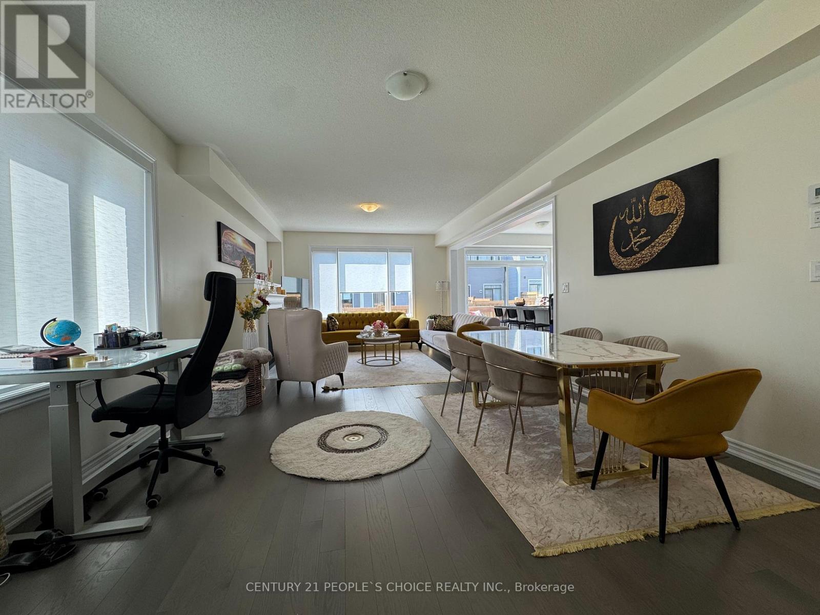 61 Valleybrook Road, Barrie, Ontario  L9J 0L6 - Photo 5 - S13645458