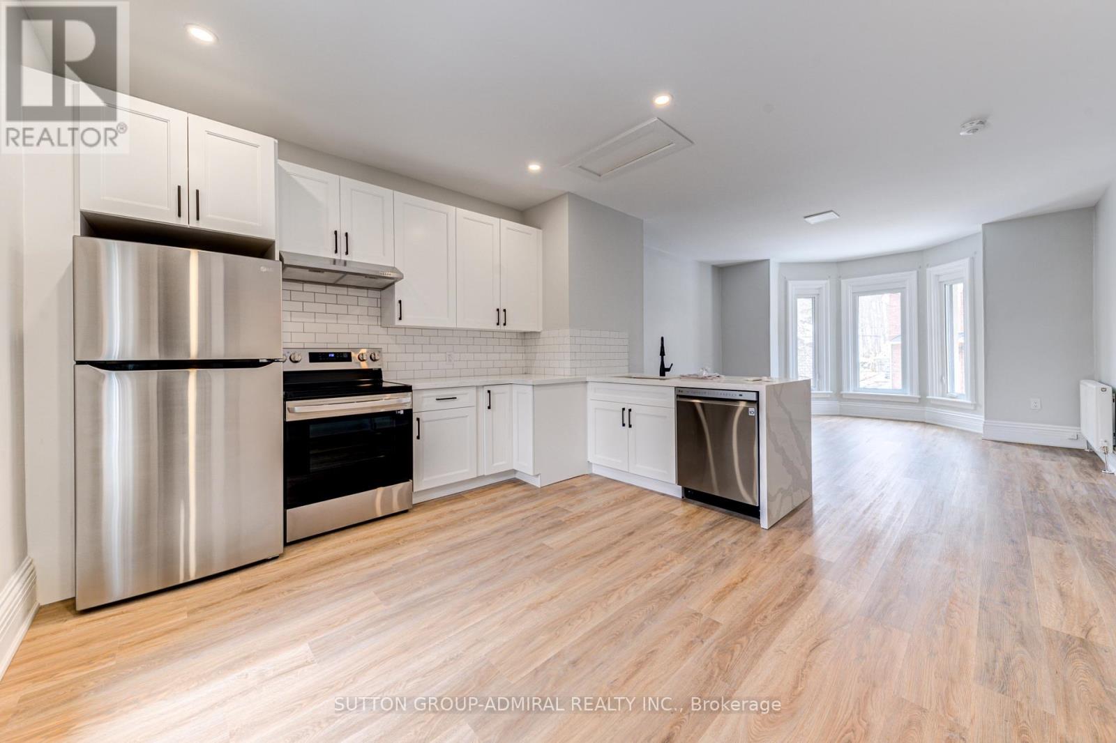 4u - 167 Collier Street, Barrie, Ontario  L4M 1H6 - Photo 13 - S13645652