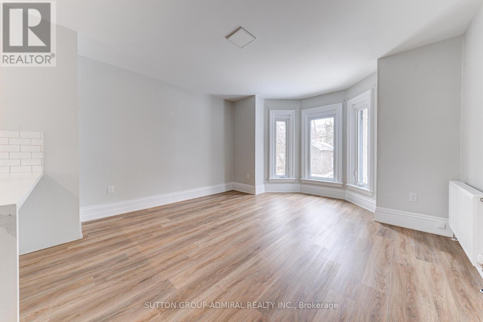 4u - 167 Collier Street, Barrie, Ontario  L4M 1H6 - Photo 19 - S13645652