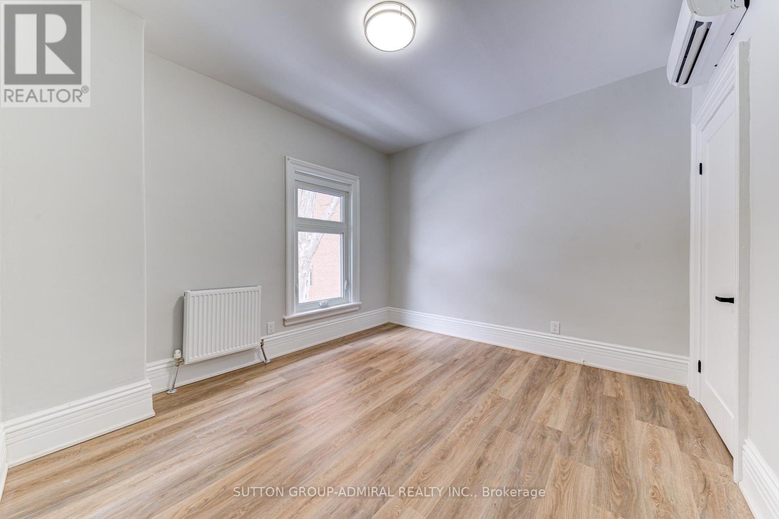 4u - 167 Collier Street, Barrie, Ontario  L4M 1H6 - Photo 8 - S13645652