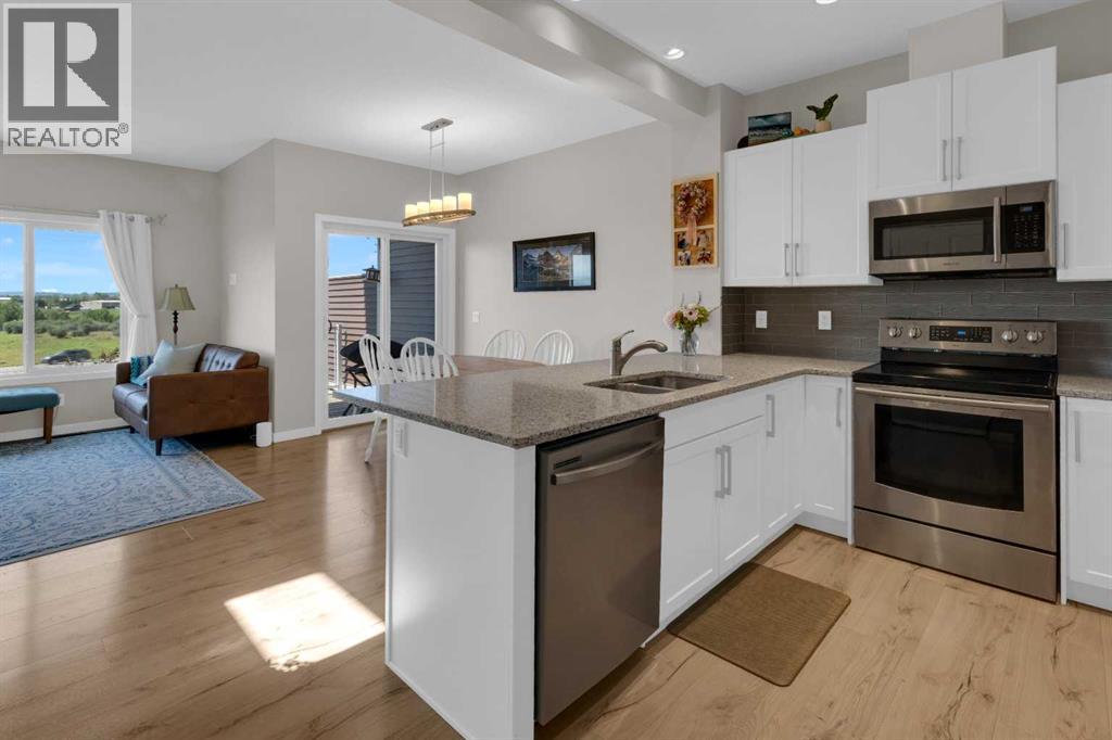 311 Sunrise View, Cochrane, Alberta  T4C 0Z7 - Photo 6 - A2328993
