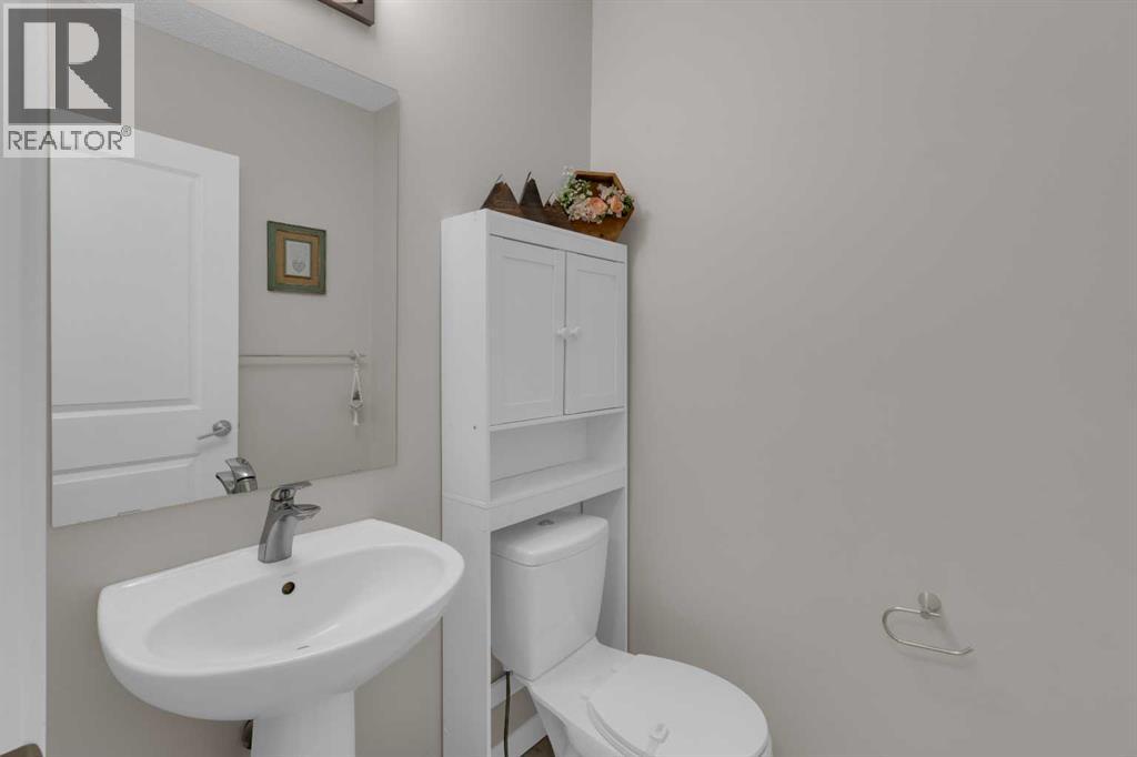 311 Sunrise View, Cochrane, Alberta  T4C 0Z7 - Photo 16 - A2328993