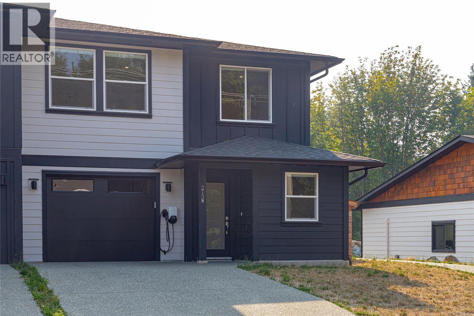 213 MacDonald Rd, Lake Cowichan, British Columbia